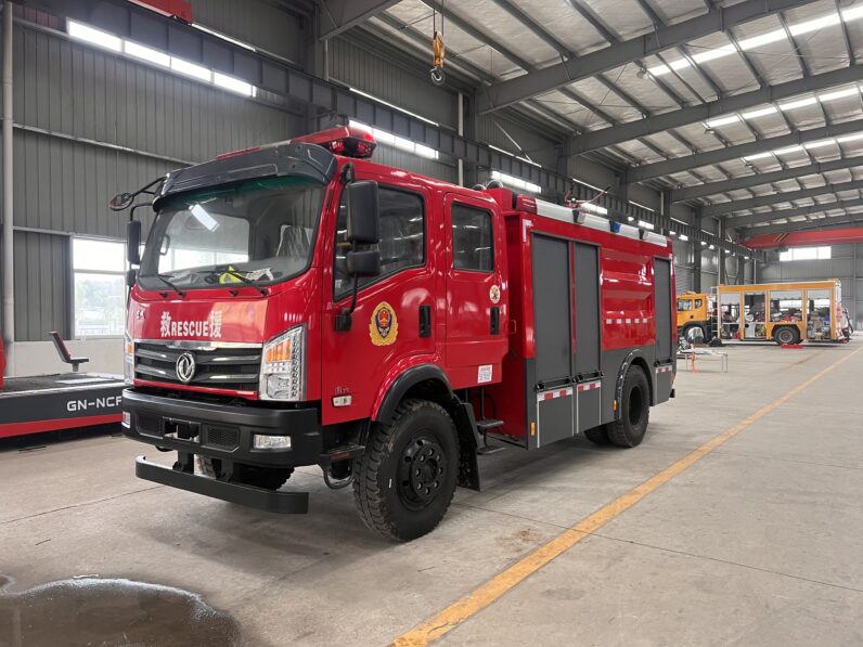 7.7m³/7700L ناقلة مياه للإطفاء