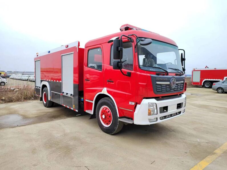 7.7m³/7700L ناقلة مياه للإطفاء