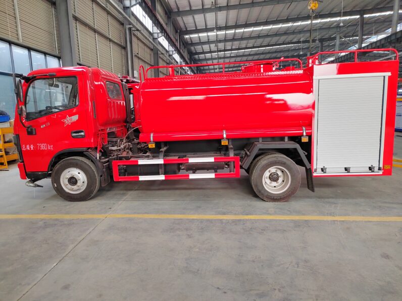 8m³/8100L ناقلة مياه الإطفاء العملاقة